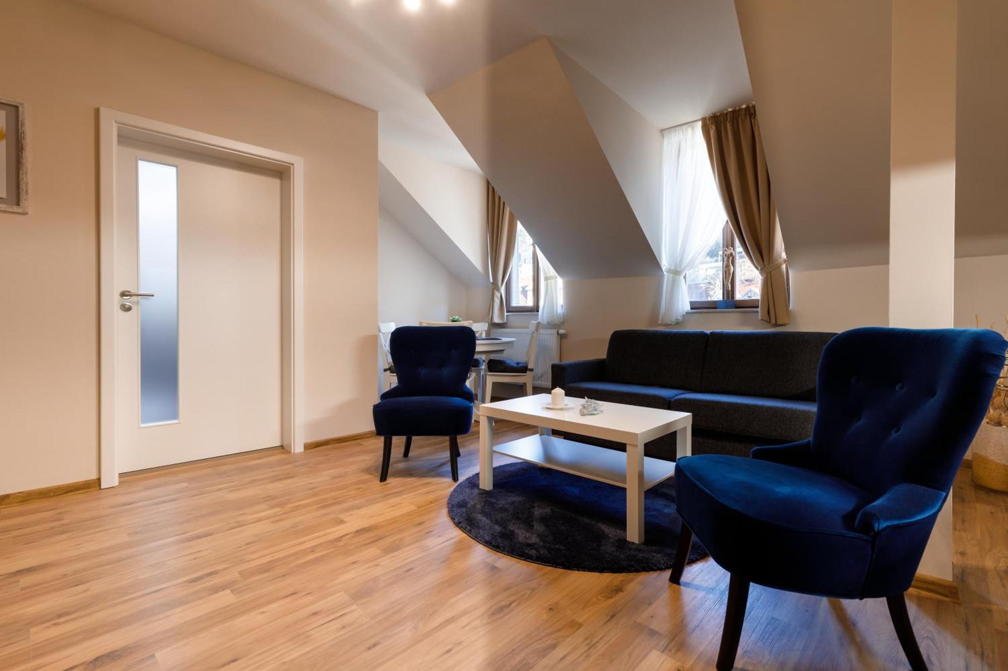 Apartments Menuet KLV Quarto foto